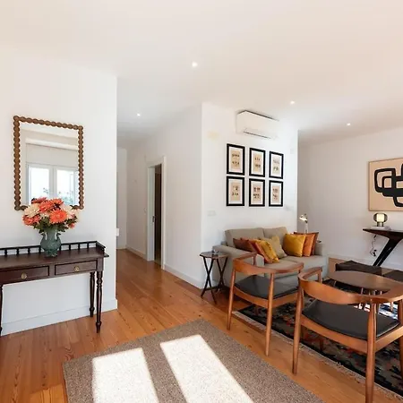 Liberdade Great Bright With Ac Elevator Garage Appartement
