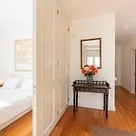 Liberdade Great Bright With Ac Elevator Garage Lisboa
