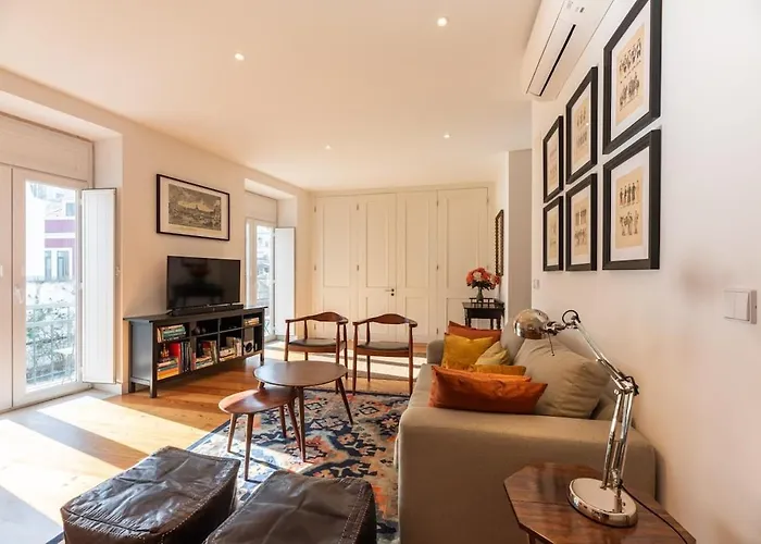 Liberdade Great Bright With Ac Elevator Garage Διαμέρισμα *